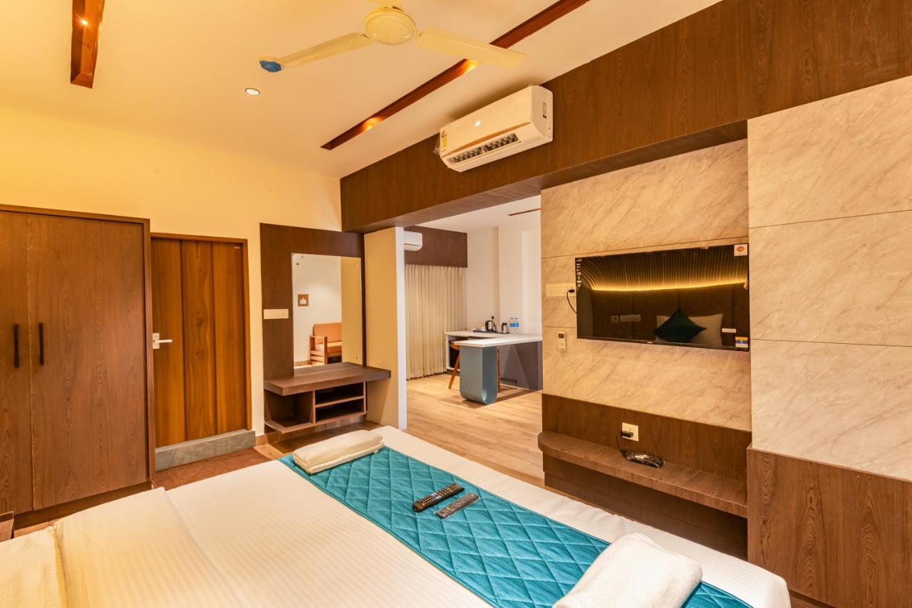 Hotel Stay Bella Kozhikode Bagian luar foto