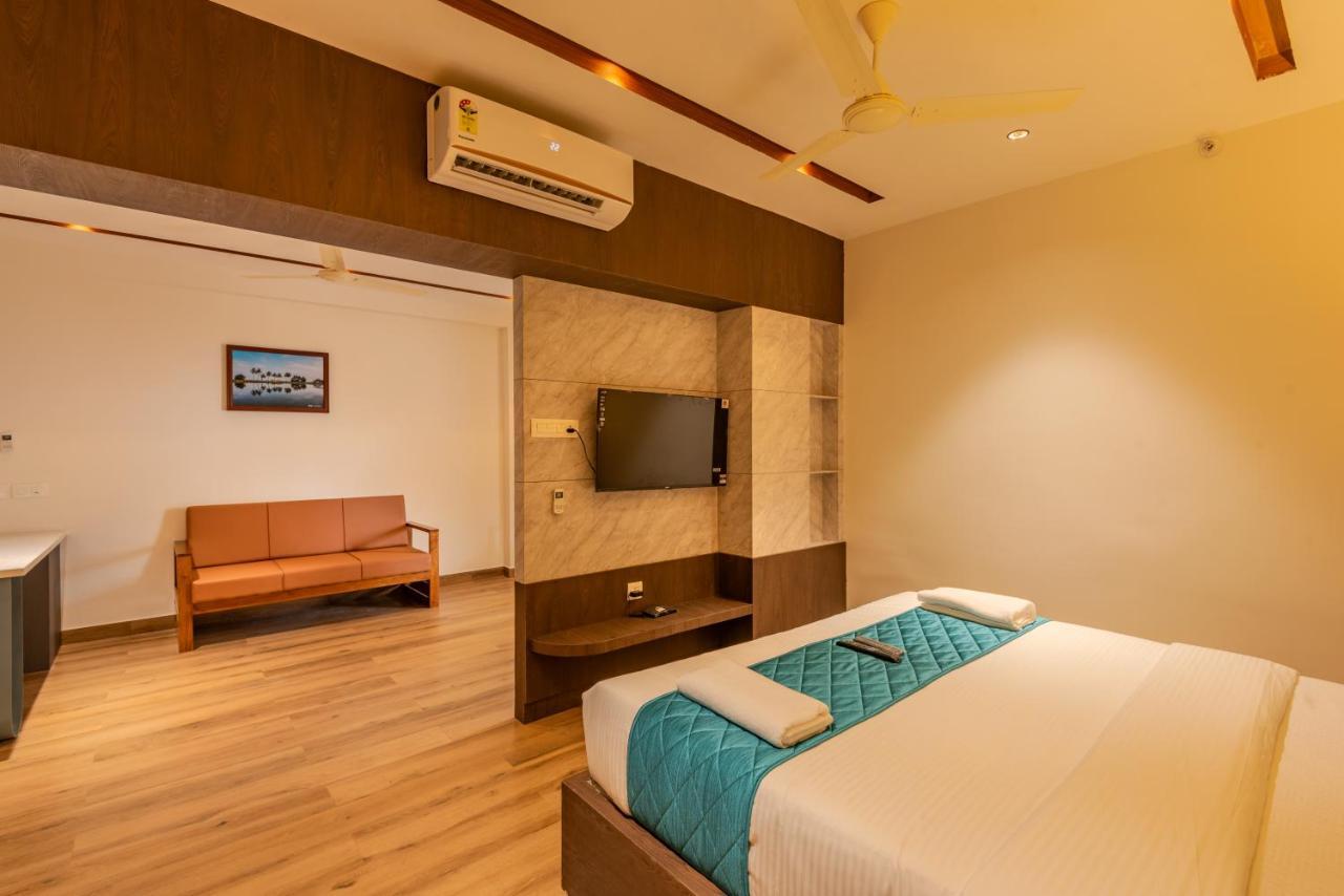 Hotel Stay Bella Kozhikode Bagian luar foto
