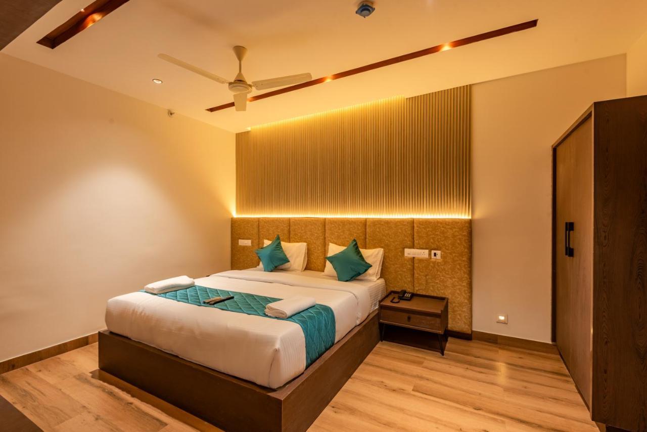 Hotel Stay Bella Kozhikode Bagian luar foto