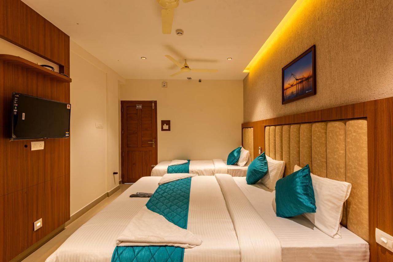 Hotel Stay Bella Kozhikode Bagian luar foto