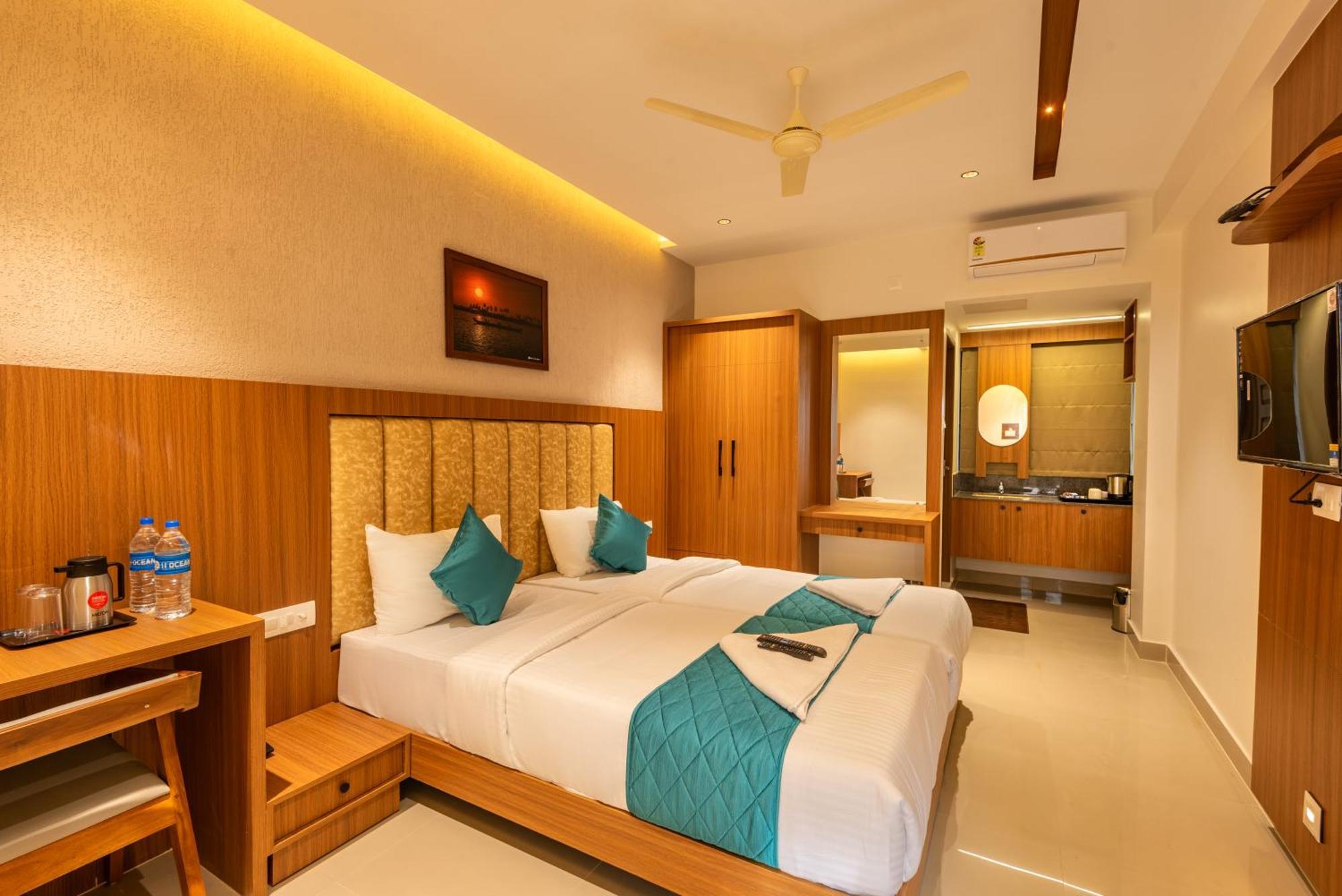 Hotel Stay Bella Kozhikode Bagian luar foto